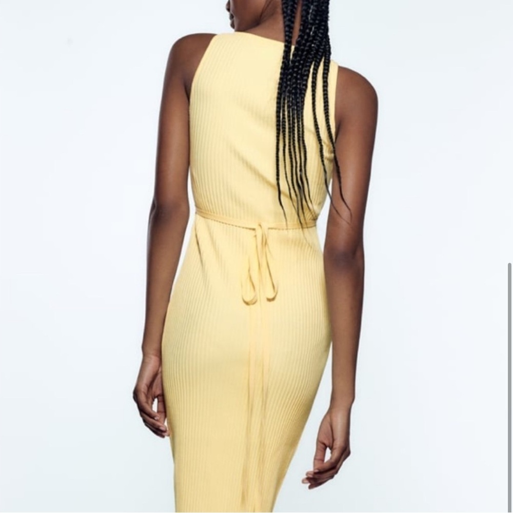 ZARA Women's Yellow Cut Out Knit Midi Dress L Sleeveless Summer Ribbed Casual - Picture 3 of 10